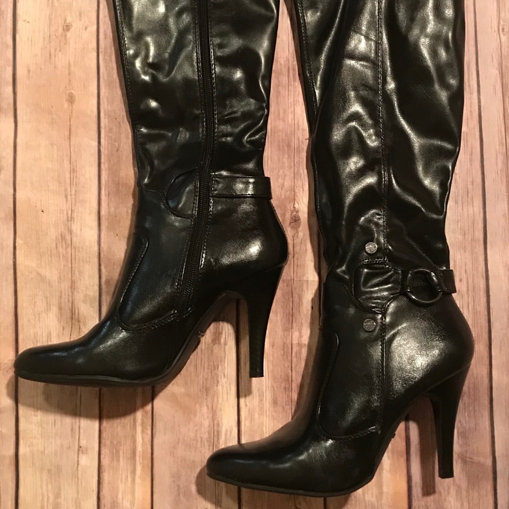 Dana Buchman tall black boots 7.5